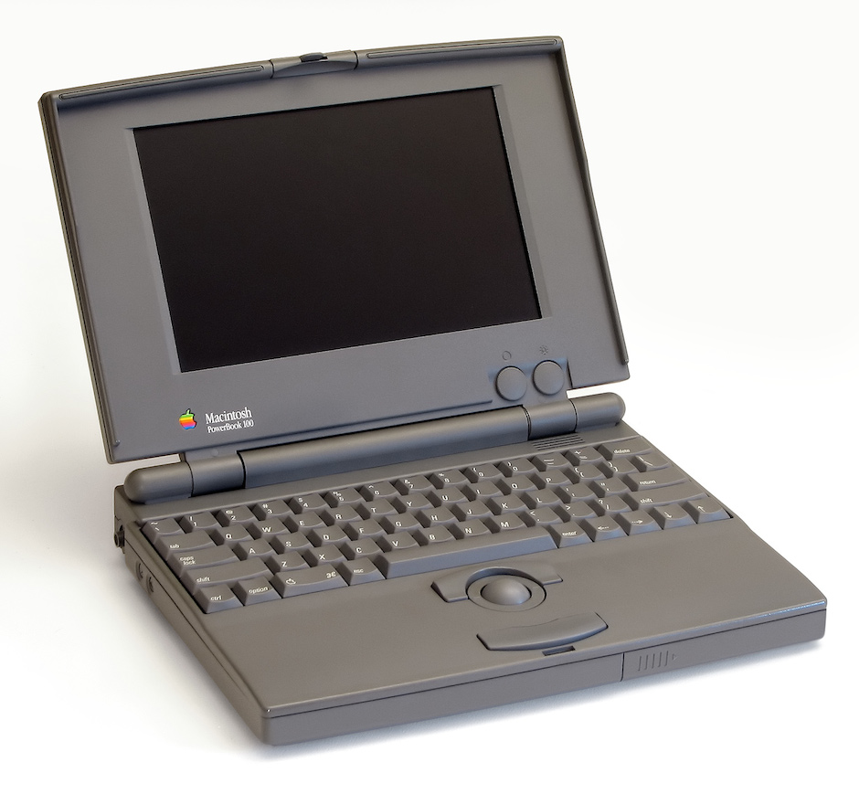 Powerbook_100_pose